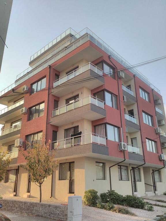 Sea Apartment Burgas Esterno foto